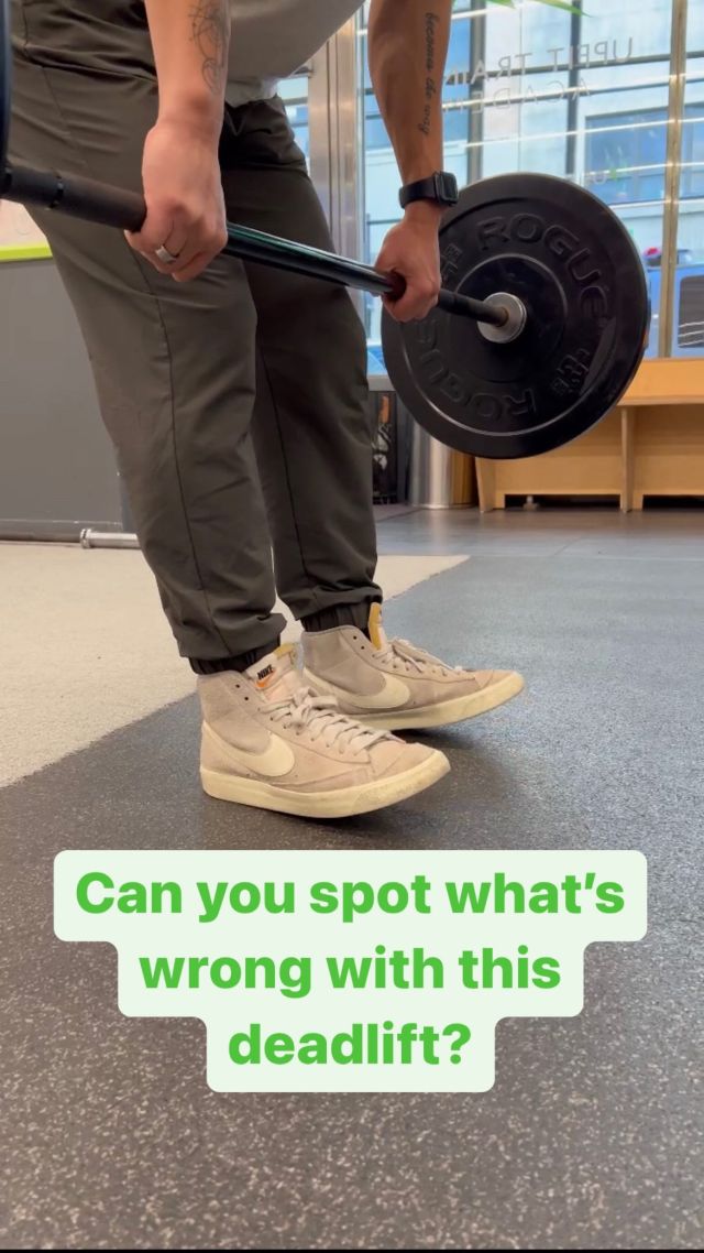 Small details lead to big results. Training time is precious. When we make effort out of our day to get in the gym, we want to maximize our return.

Can you spot what’s wrong with this deadlift?
-
#upfittrainingacademy #deadlifts #romaniandeadlifttechnique #liftingtechnique #goodtechnique #glutes #hamstrings