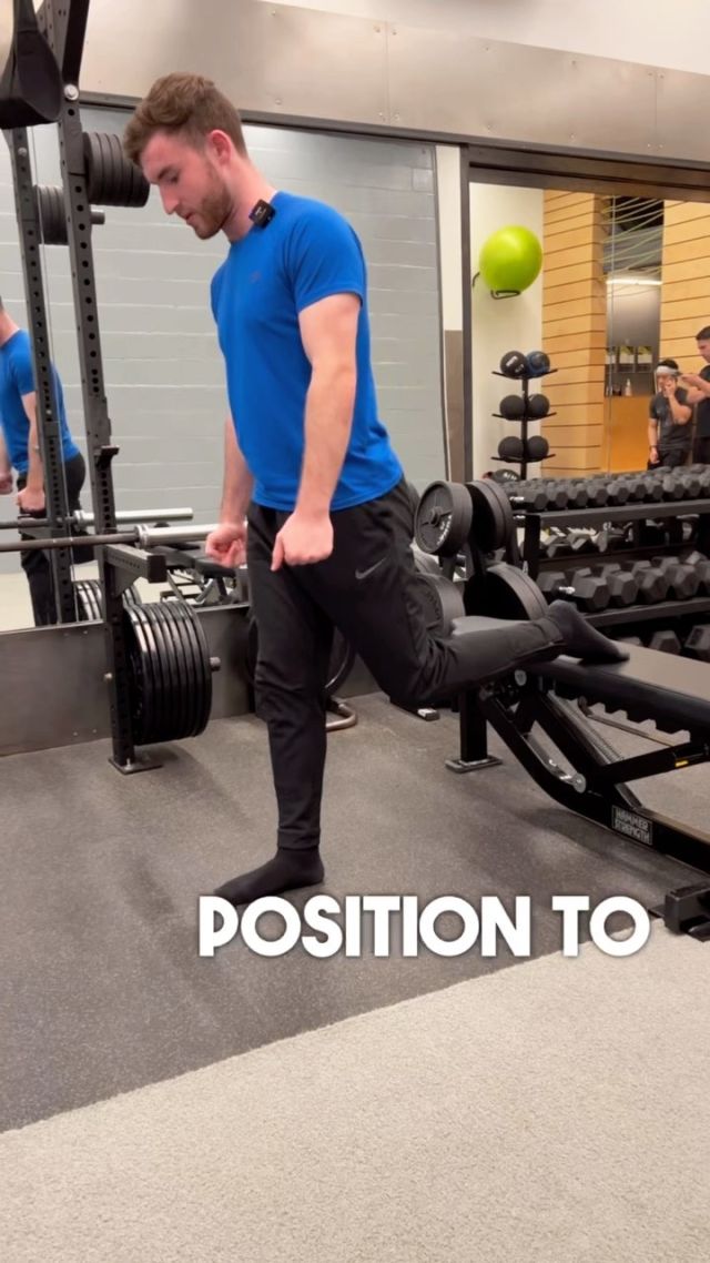 Bulgarian Split Squats. 

Too often we see people get the form on this fantastic exercise wrong, usually with the placement of the planted / leading leg. 

Here’s a very simple trick that’ll help you get yourself into a more optimal position to get the most out of this exercise. Try it out for yourselves and feel the burn 🦵🔥